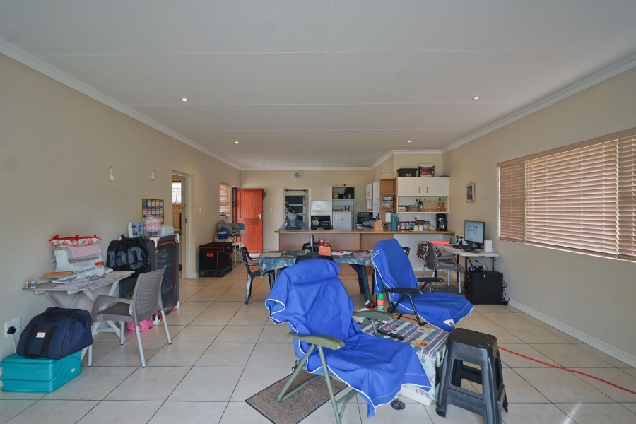 3 Bedroom Property for Sale in Kidds Beach Eastern Cape